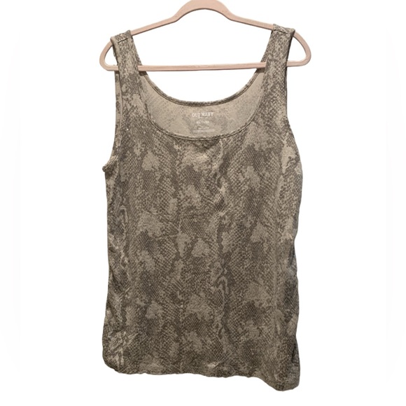 Old Navy Tops - Old Navy Sequined Snake Skin tank. Size XXL.